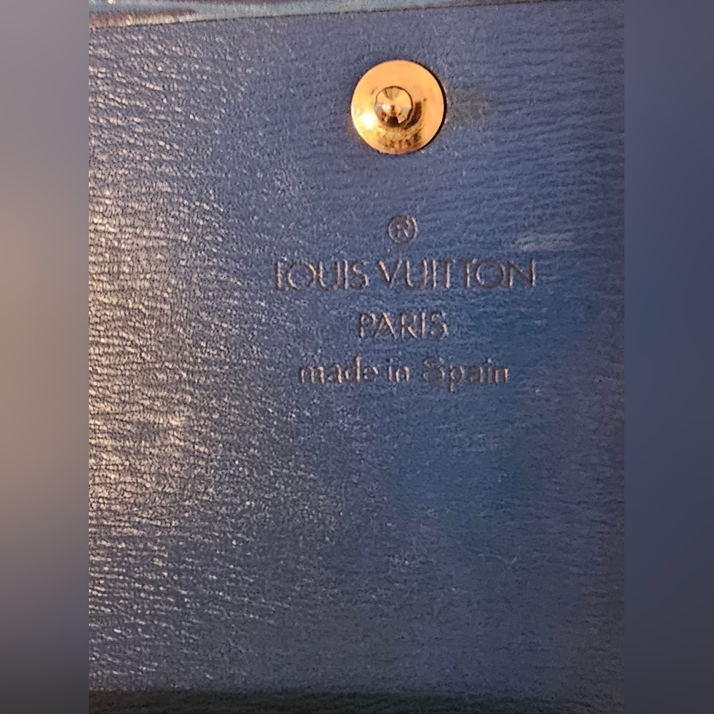 Louis Vuitton Blue Epi 6 Key Holder - Picture 7 of 8